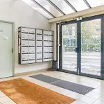 Apartament 50m Gem - 400m Gare: Garage Prive, Terrasse, Wifi *