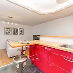 Apartament 50m Gem - 400m Gare: Garage Prive, Terrasse, Wifi