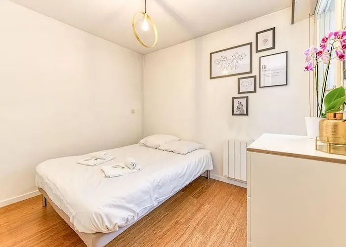 Apartament 50m Gem - 400m Gare: Garage Prive, Terrasse, Wifi Grenoble